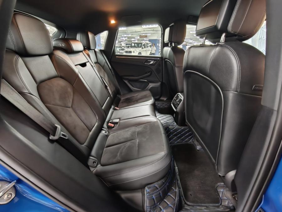 MACAN - Image 8